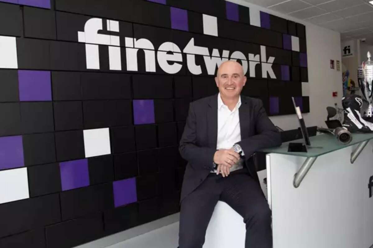 Finetwork.