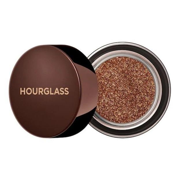 Sesado de ojos de brillo disperso ™ refleja el reloj de arena. Precio: 37 euros