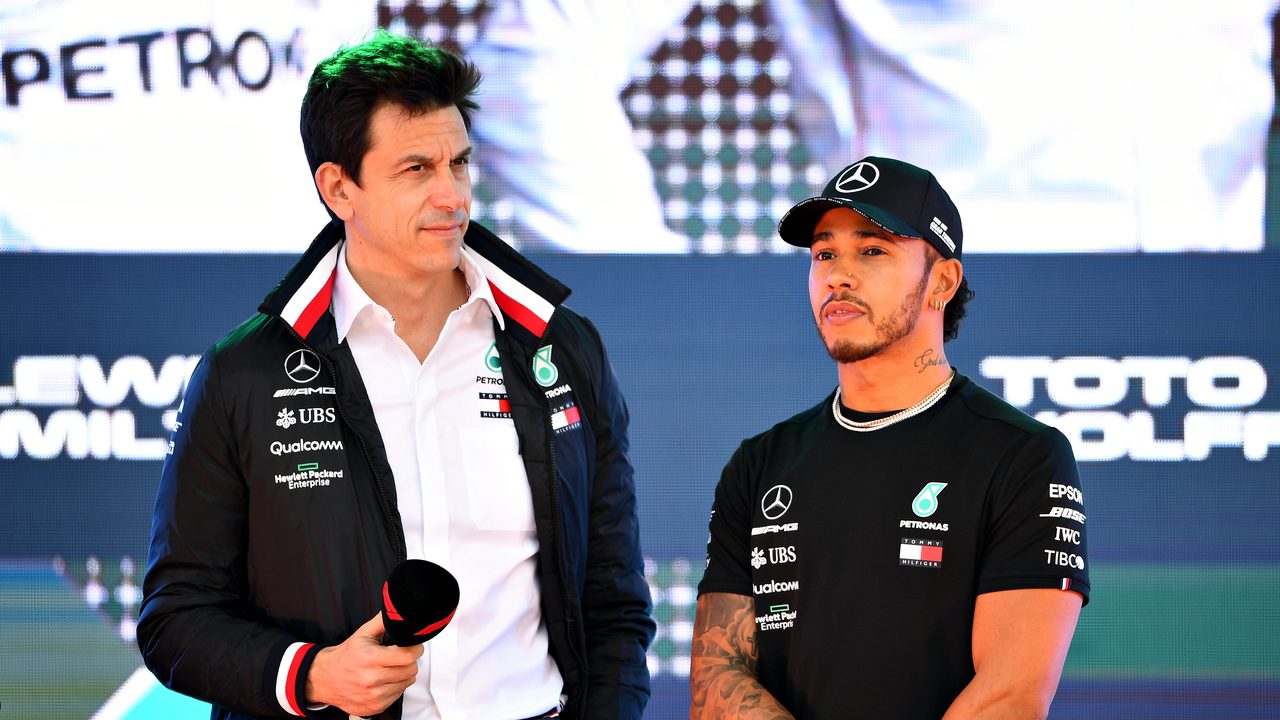 El elogio de Mercedes a Hamilton tras subirse al podio en la ‘sprint’ de Miami: «No ha perdido…»
