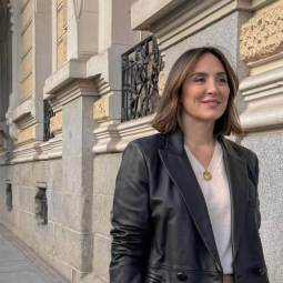 Pantalones blancos tamara falco