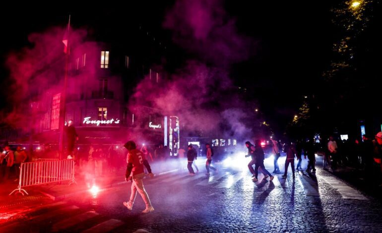 Tres heridos y 43 detenidos tras los altercados en París en la celebración de la victoria del PSG
