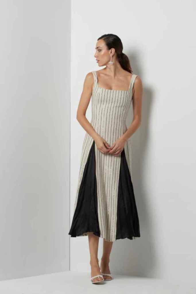 Vestido de invitado de Lanuya