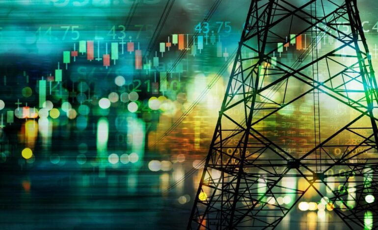 La sobreoferta fotovoltaica y la abundancia hidráulica hunden el precio mayorista de la electricidad un 44,3%