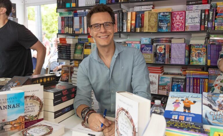 los famosos que han firmado sus ejemplares en las casetas de la Feria del Libro de Madrid