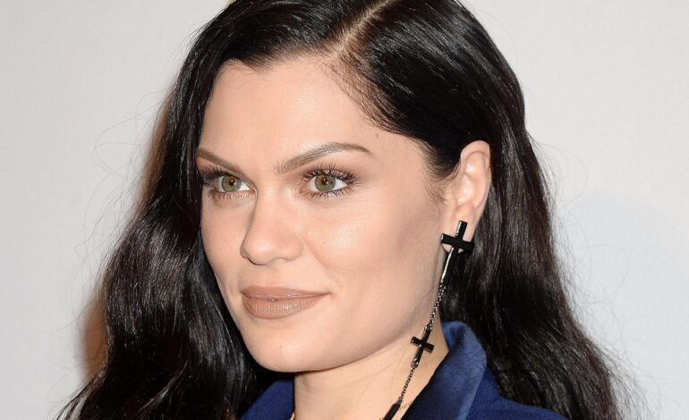 Jessie J anuncia que padece cáncer de mama dos años después de tener a su primer hijo: «No lo estoy procesando»