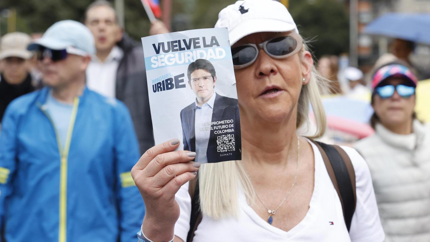El autor es un enemigo del Gobierno