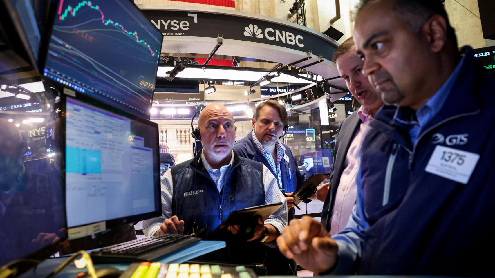 Wall Street se frena a la espera de novedades sobre la reunión entre EEUU y China