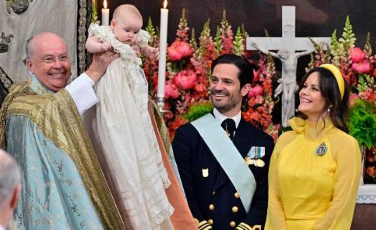 Carlos Felipe y Sofía de Suecia bautizan a su hija Inés en una ceremonia simbólica y con la princesa Estelle como madrina