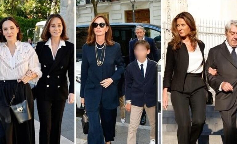 amigos y familiares acuden al funeral de Alfonso de Borbón y Escasany