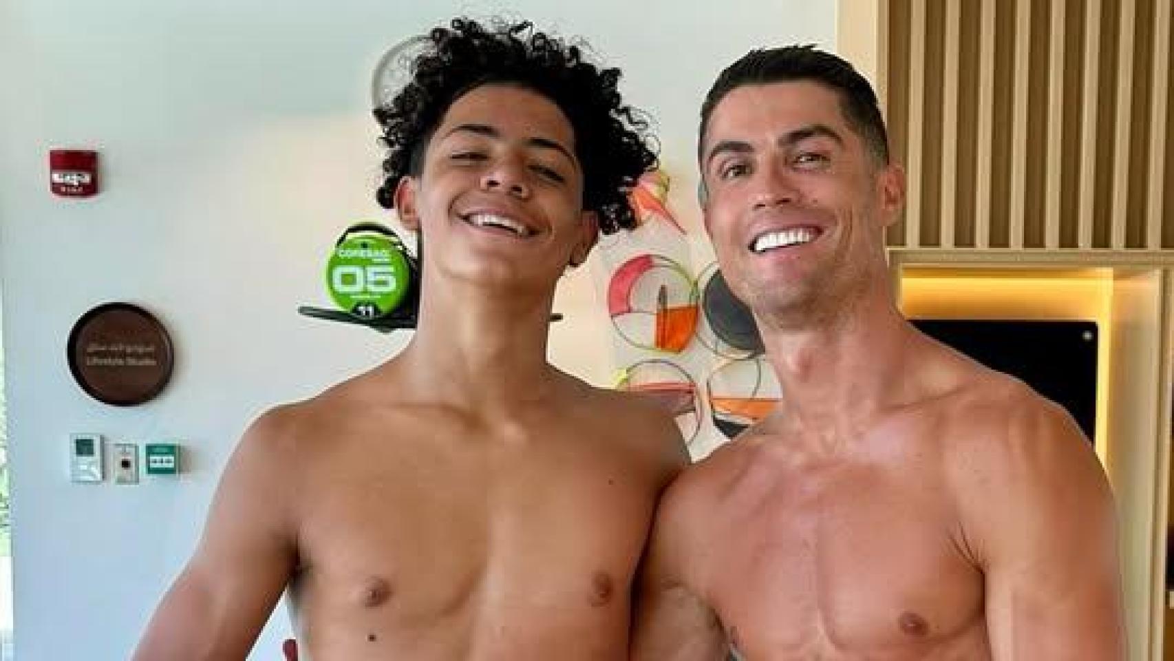 iguales en el fútbol, cuerpo musculado y ‘looks’ de lujo a sus 15 años