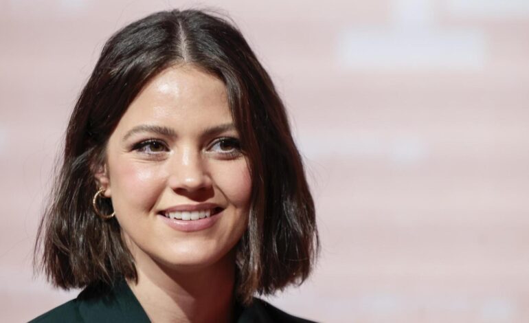 El impresionante ‘look’ con el que Isabelle Junot ha acudido al desfile de Max Mara en Italia