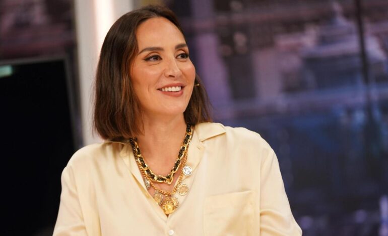 los tres impresionantes collares con los que eleva su ‘look’