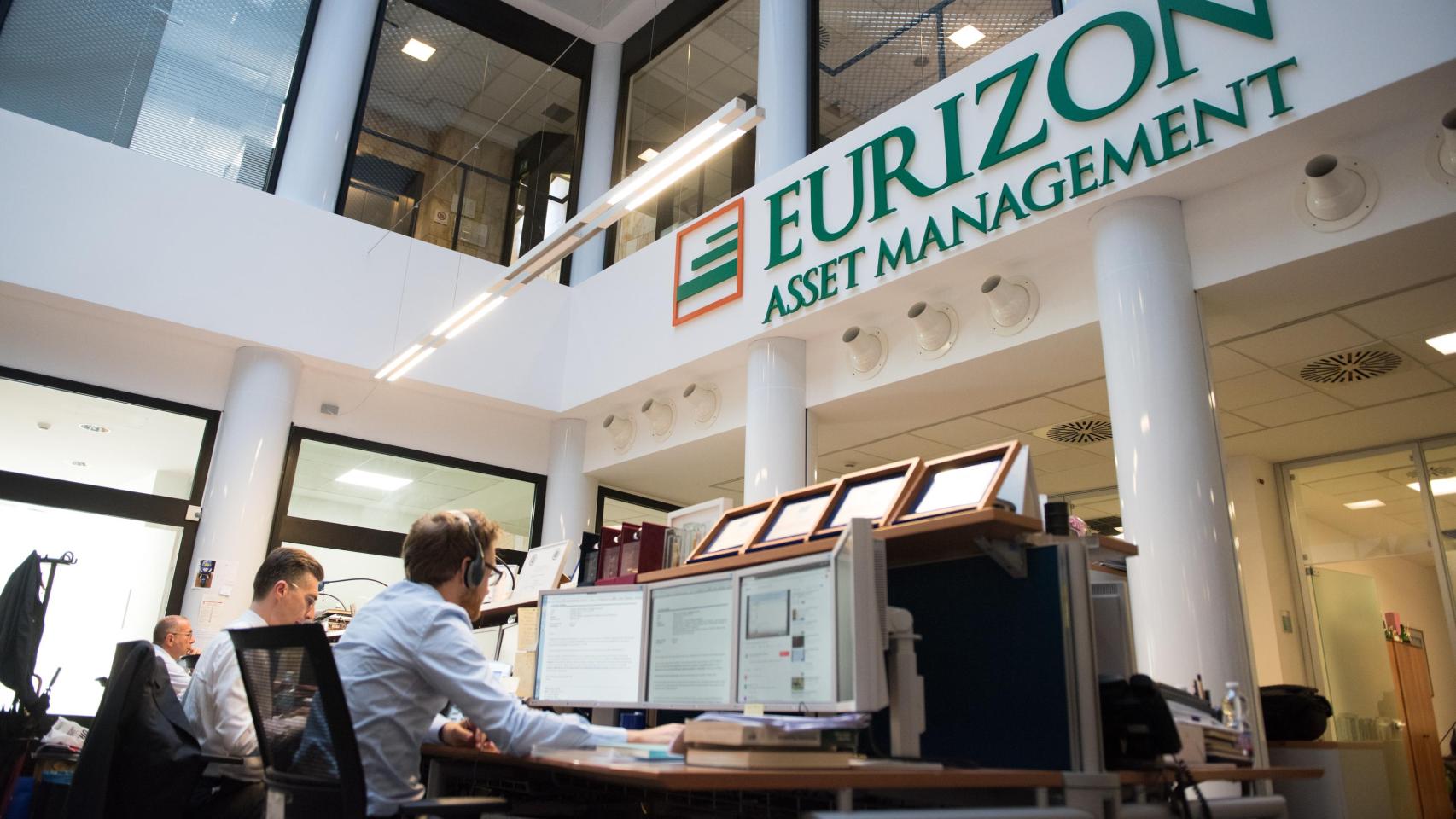 Eurizon (Intesa Sanpaolo) irrumpe en el sector de los ETF mientras registra otro año de ventas récord en España