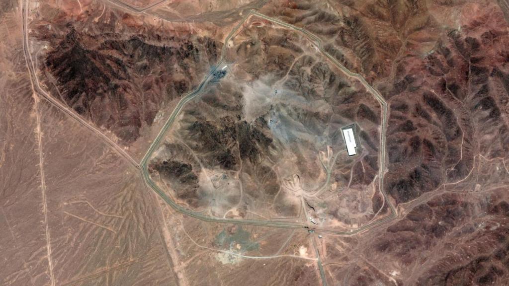 Imagen satelital de la planta de Fordow después de los ataques e Israel.