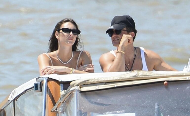 Orlando Bloom, un DiCaprio de incógnito y otras ‘celebrities’ hacen las maletas tras la apoteósica ‘postboda’ de Jeff Bezos y Lauren Sánchez