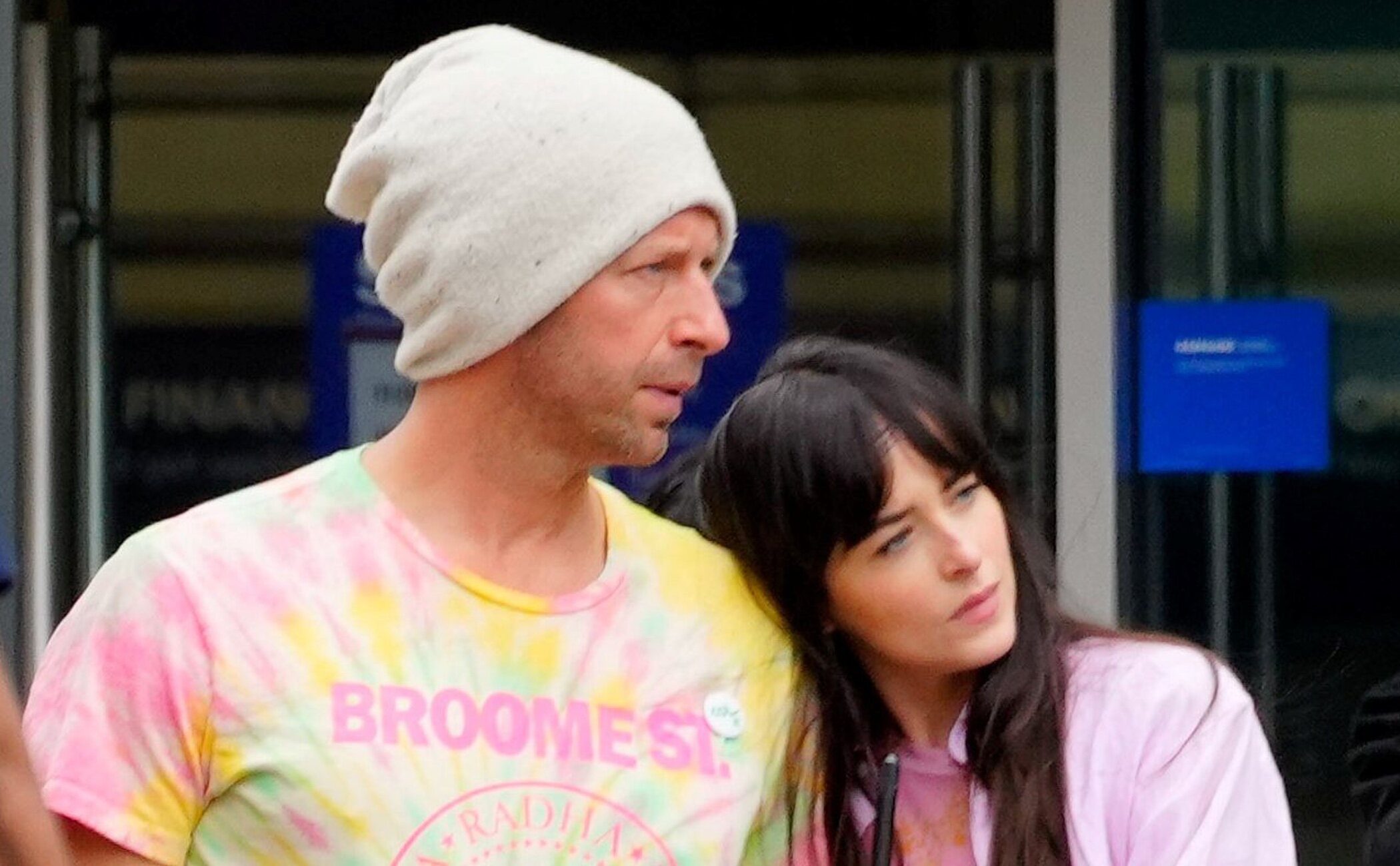 Dakota Johnson y Chris Martin han roto tras ocho años de relación