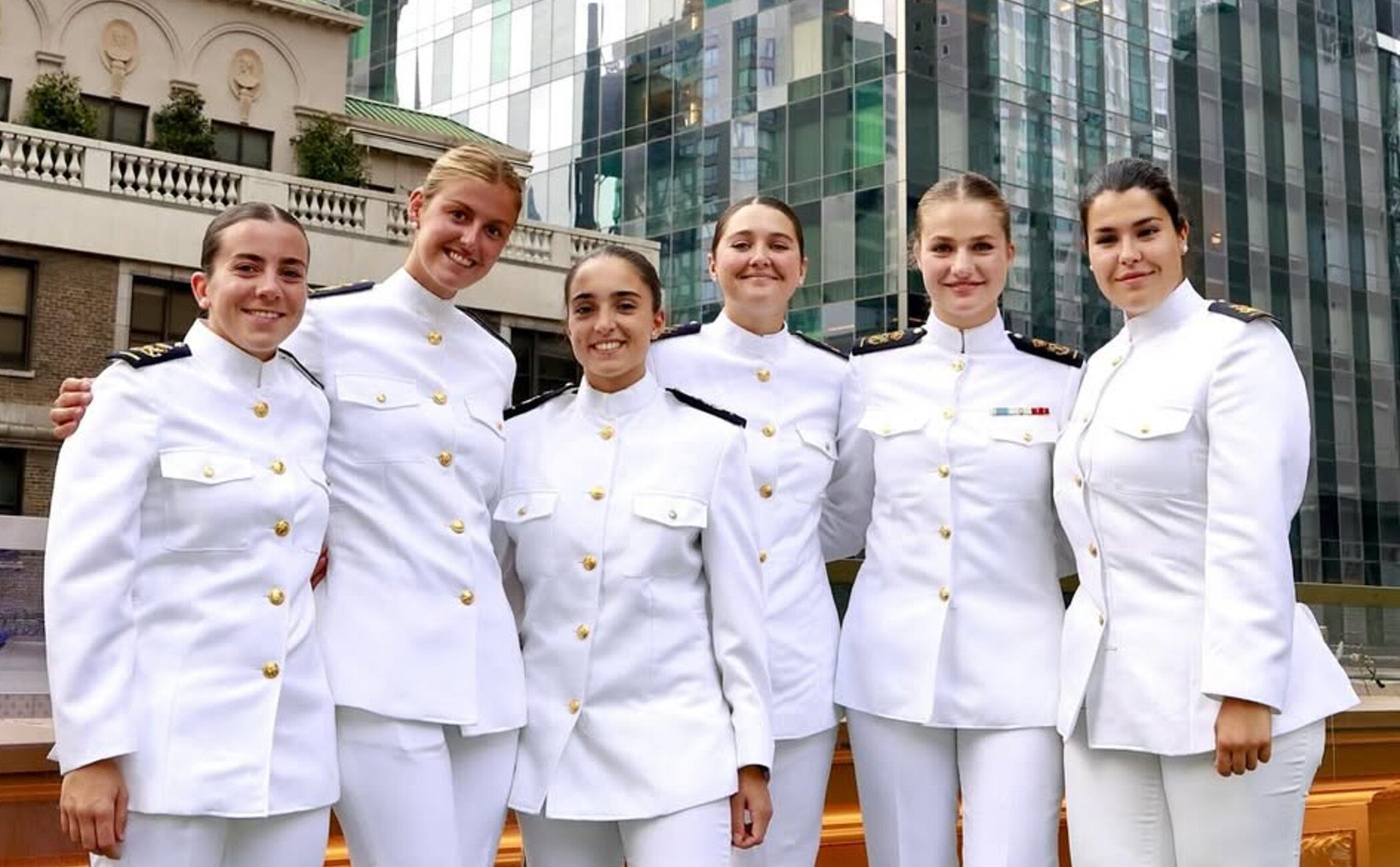 La Princesa Leonor culmina su travesía naval con una gala cultural en Nueva York