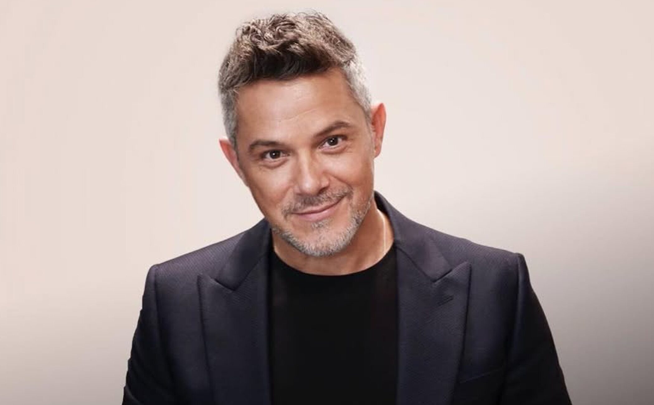 Alejandro Sanz responde a las acusaciones de Ivet Playà y confirma que estuvieron juntos: «Siento que tu reacción sea esta»
