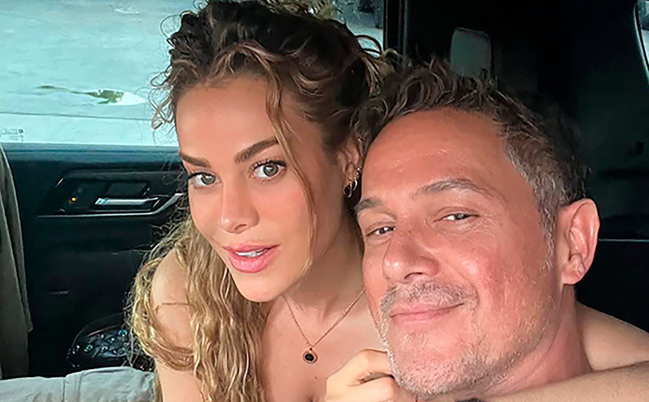 Alejandro Sanz y Candela Márquez se reafirman como pareja tras la polémica con Ivet Playà: «Seguimos juntos y fuertes»