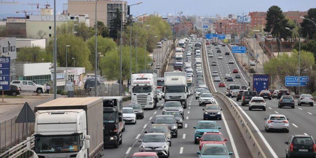 El transporte de mercancías por carretera apuesta por mejorar la imagen del sector y los salarios para terminar con la escasez de conductores