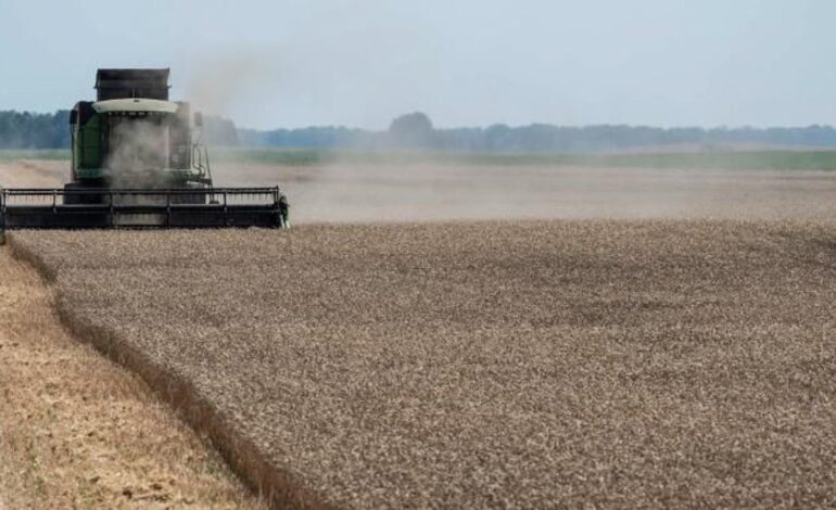 La UE alcanza un acuerdo comercial con Ucrania de alcance limitado para no enfadar a los agricultores