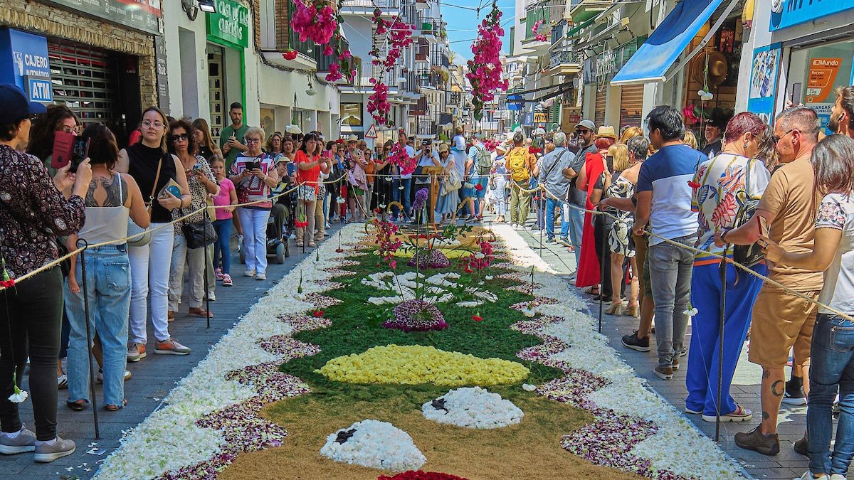Estas son las 7 ciudades de España con la celebración del Corpus más espectacular