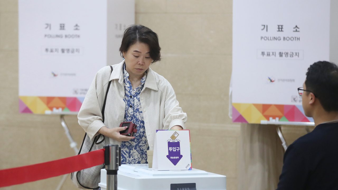 Corea del Sur acude a las urnas para acabar con el caos y recuperar la estabilidad