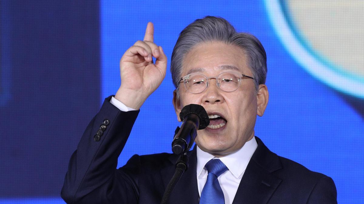 Lee Jae-myung, el niño de la fábrica y hoy político con un currículum de escándalos que presidirá Corea del Sur