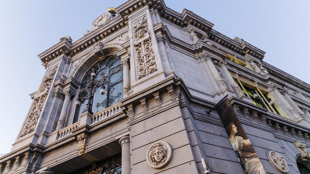 Las patronales AEB y CECA recurren el nuevo impuesto a la banca
