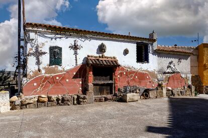 Exterior del museo dedicados a las brujas en Trasmoz.