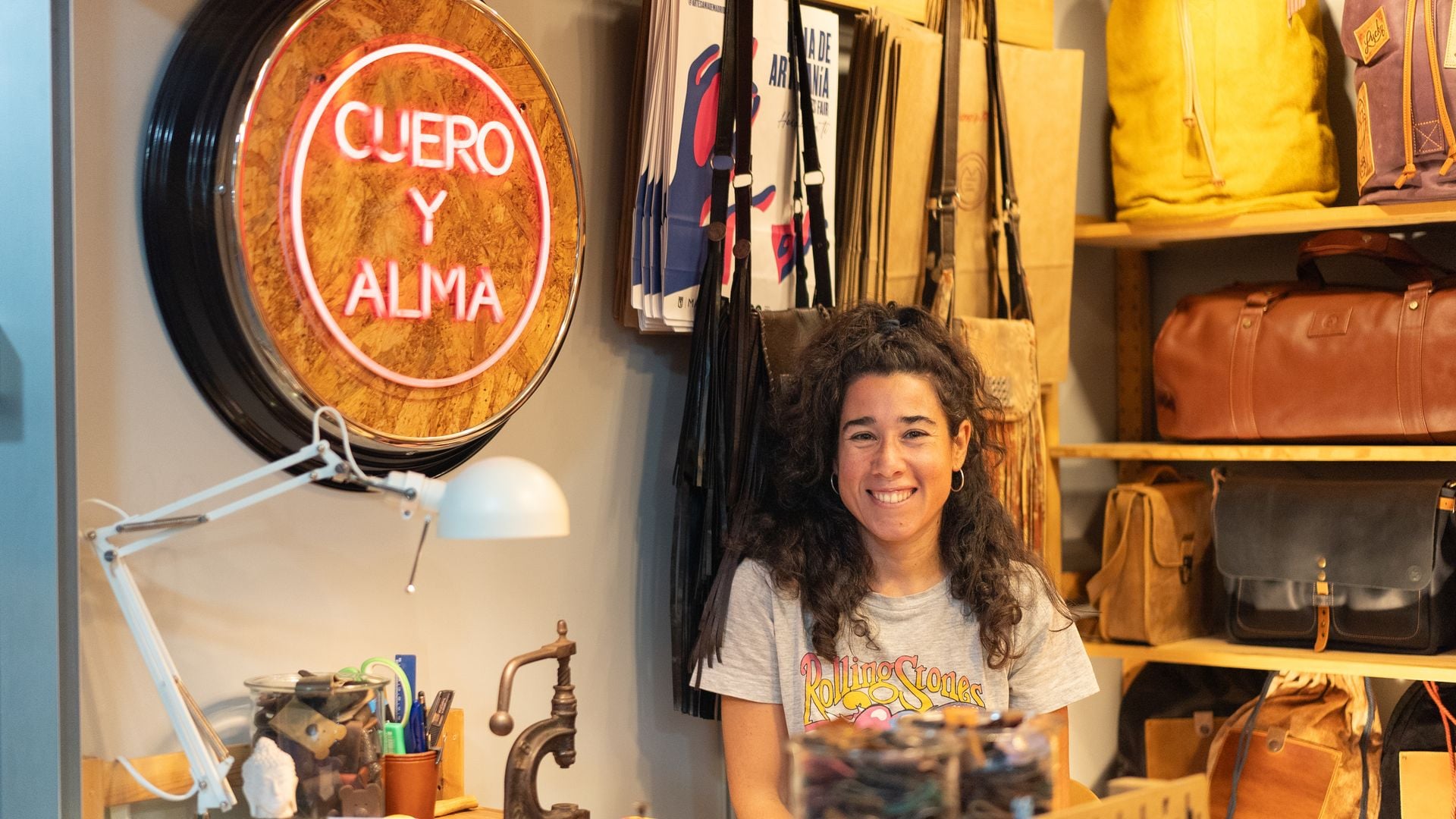 Cuero y Ala, posición de la Feria Artisanal de Recoletos en Madrid, organizado por Amoa