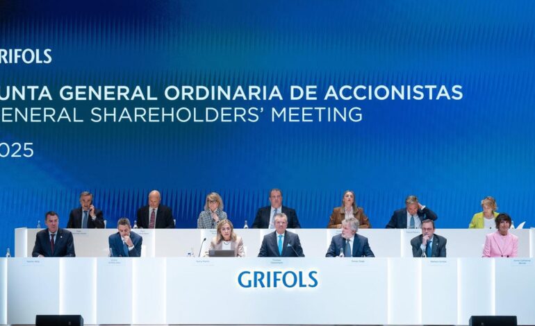 Grifols se compromete ante la junta de accionistas a volver a repartir dividendo