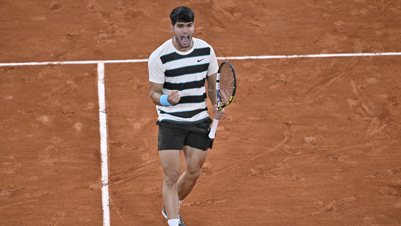 El bonito gesto de Alcaraz en Roland Garros: pidió el aplauso para un Musetti que se retiró lesionado