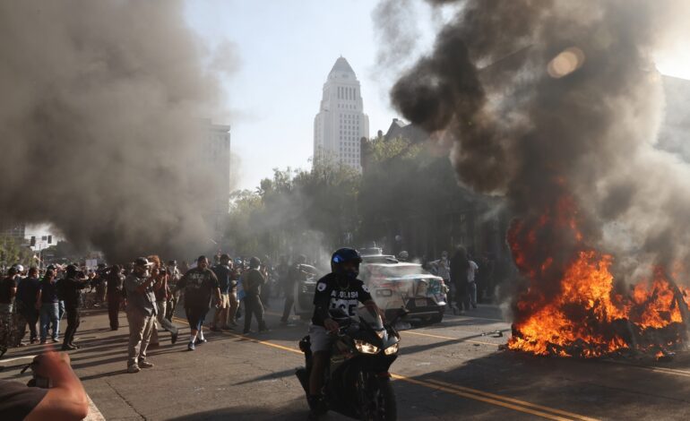 Trump declara la guerra al gobernador de California en medio de las protestas en Los Ángeles