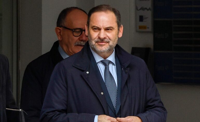 La UCO registra la casa de Ábalos en Valencia en busca de información sobre el supuesto pago de comisiones del caso Koldo