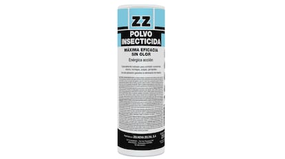 Las cucarachas de fumigar son posibles si adquirimos un insecticida en polvo como imagen.