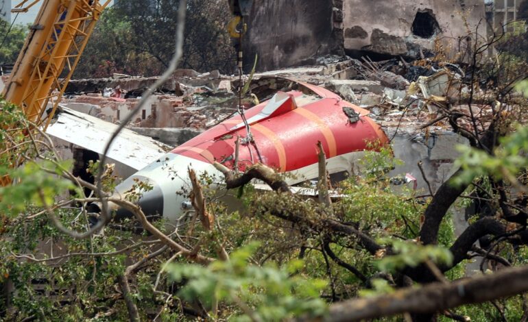 India y Japón ordenan inspecciones a los Boeing 787 tras el siniestro de Air India, mientras EE UU descarta por ahora su paralización