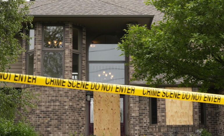 Hallan un segundo vehículo del sospechoso del asesinato de la congresista de Minnesota Melissa Hortman