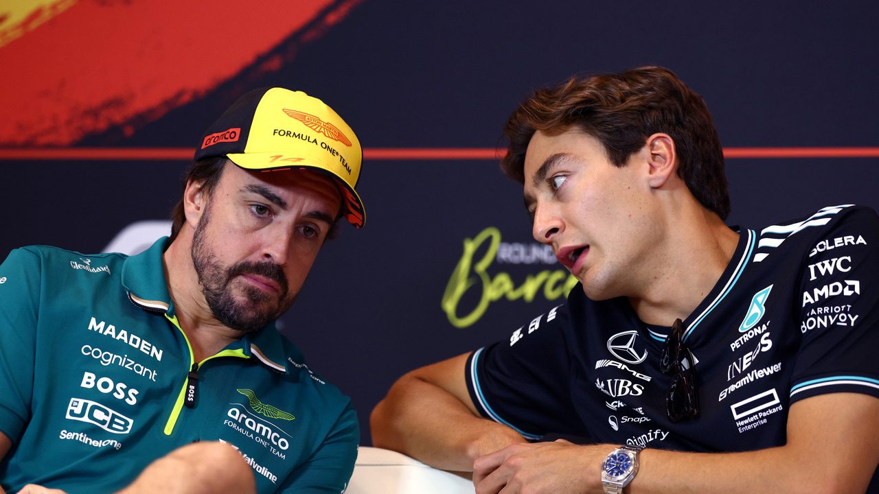 ¿Bombazo a la vista en Aston Martin? Russell se podría convertir en compañero de Fernando Alonso para 2026