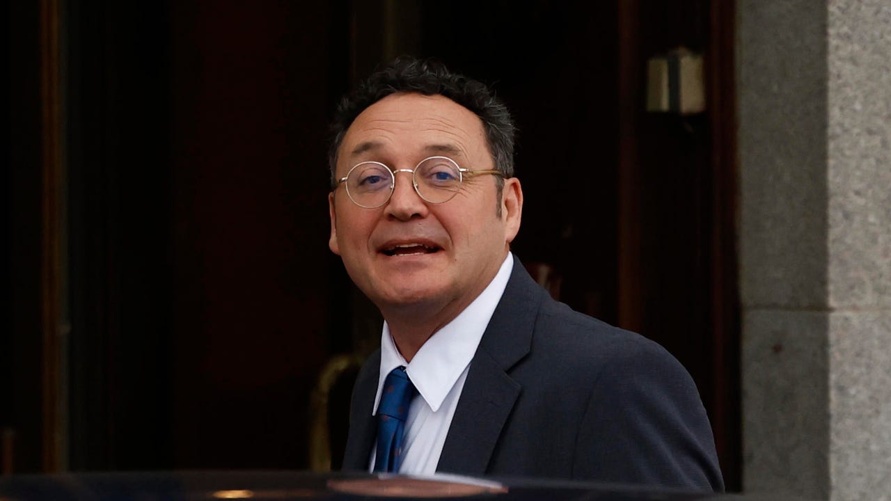 El novio de Ayuso pide cuatro años de cárcel para el fiscal general por revelar el correo de su confesión