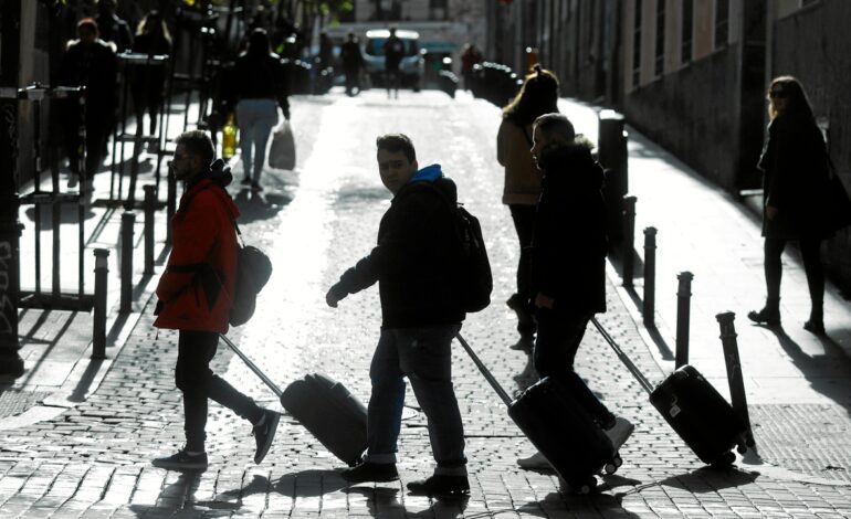 La Justicia respalda la orden de Consumo para que Airbnb retire 5.800 anuncios ilegales