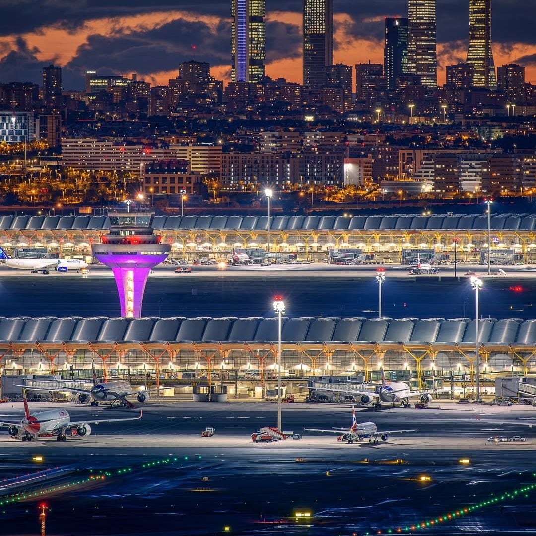 Aena investiga el abandono de una vieja mujer de 92 años en un autobús en el aeropuerto de Barajas