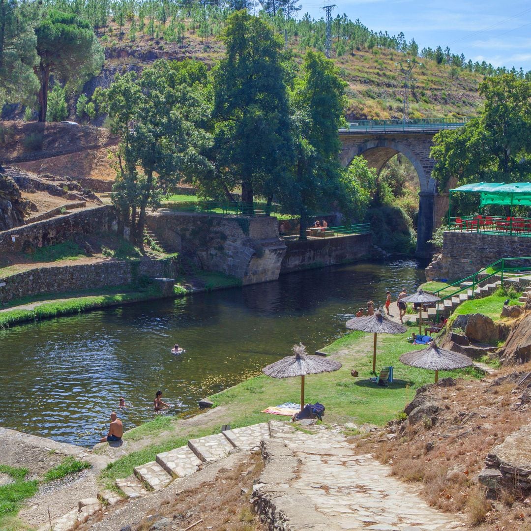 Pool natural de Perales del Puerto, Sierra de Gata, Cáceres