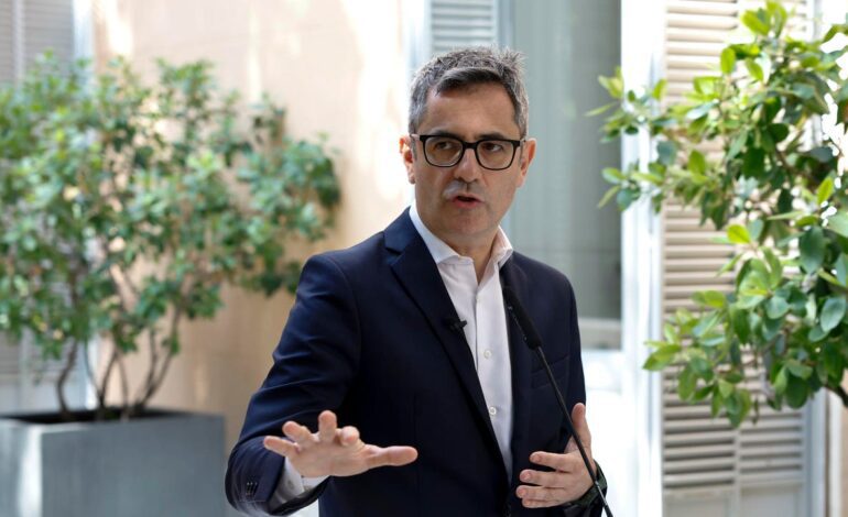 El juez Peinado pide al Supremo imputar a Bolaños por la contratación de la secretaria de Begoña Gómez