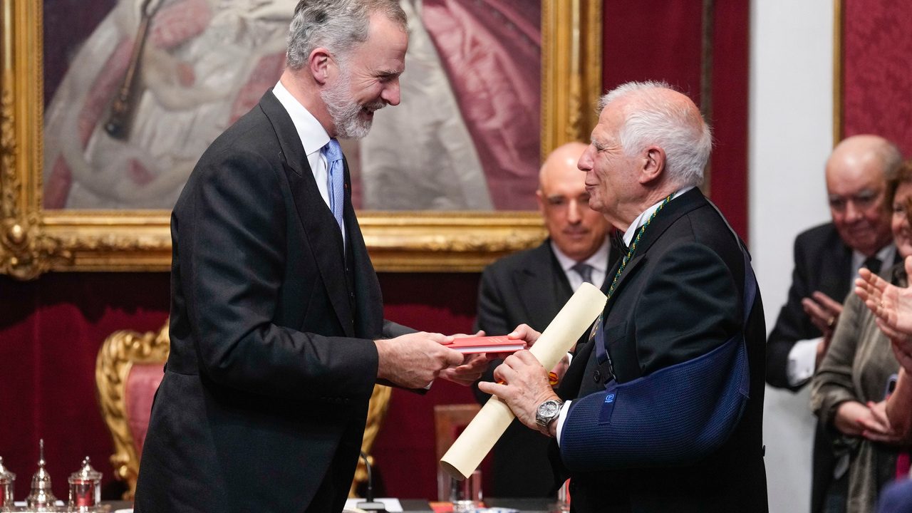 Borrell cree que la solución no es subir el gasto militar al 5%, sino que Europa asuma su defensa colectiva