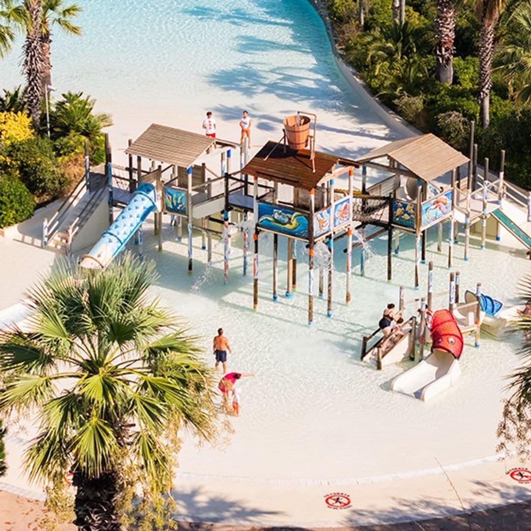 Parque acuático Aqua Brava, rosas, Girona