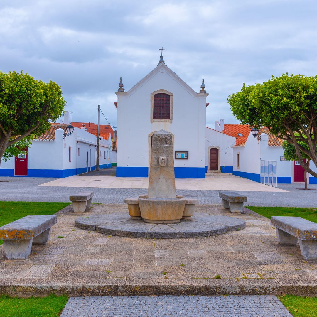 Iglesia del Puerto de Porto Coval, Portugal