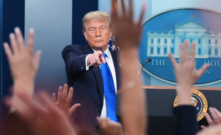 El Senado aprueba debatir el polémico presupuesto de Trump que planea amplios recortes sociales