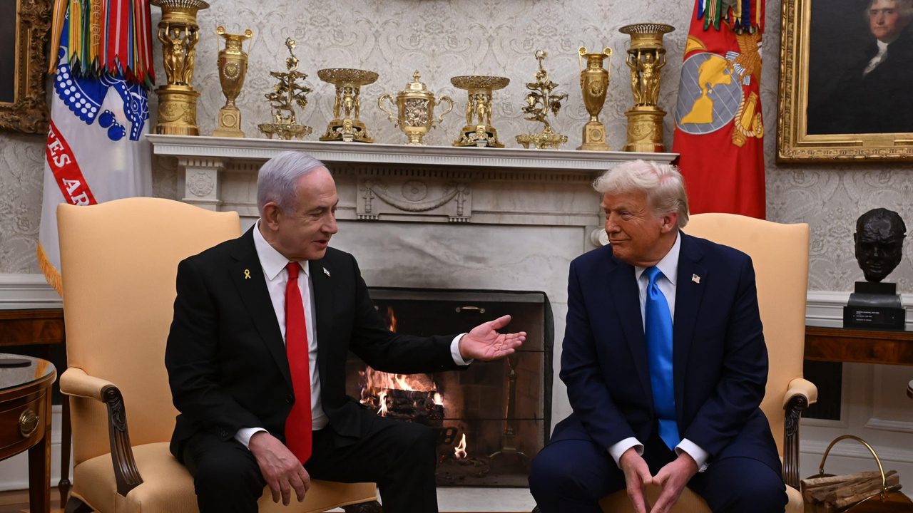 Trump avisa de que cortará la ayuda a Israel si los jueces no archivan los casos de corrupción contra Netanyahu