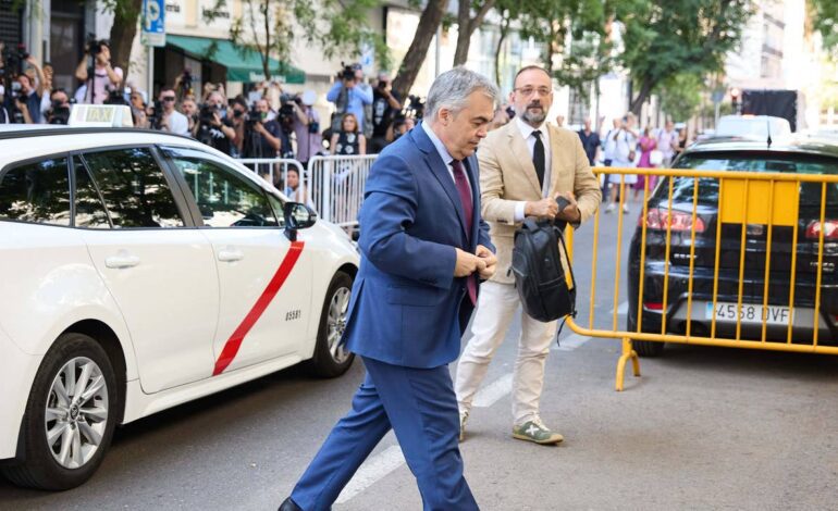 El juez envía a Santos Cerdán a prisión provisional y le añade el delito de tráfico de influencias
